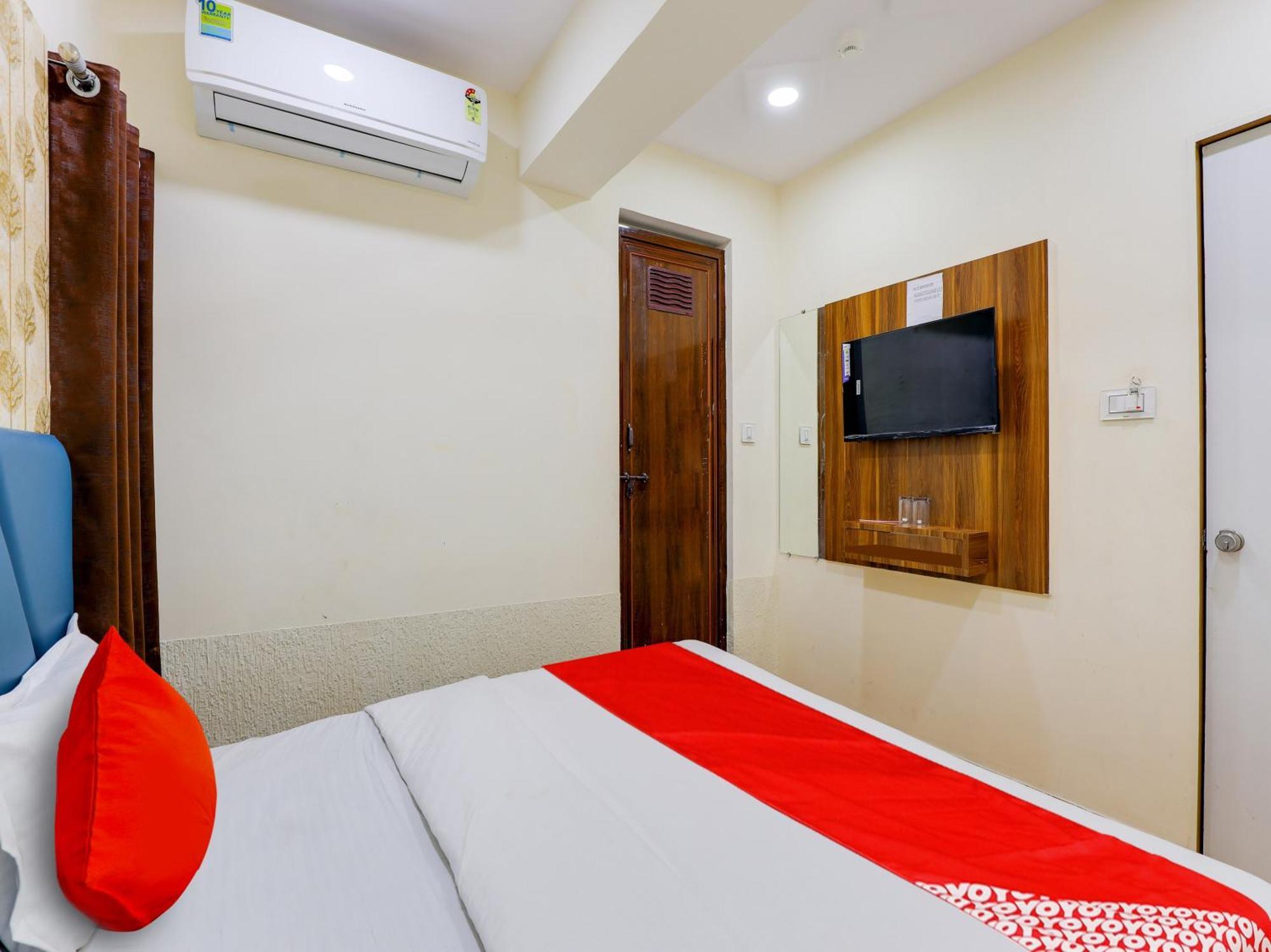 Hotel O Kb Villa 아흐메다바드 외부 사진
