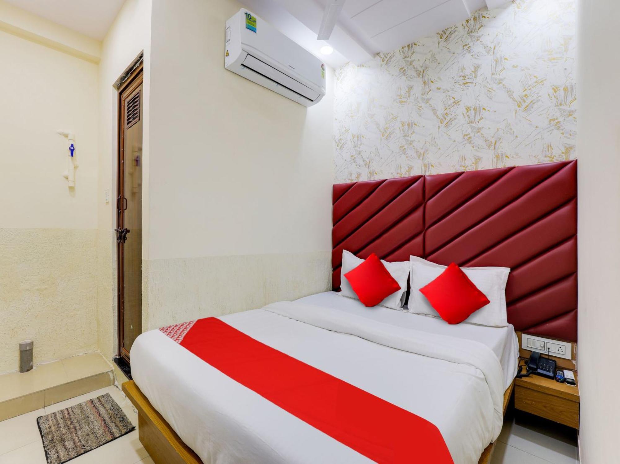 Hotel O Kb Villa 아흐메다바드 외부 사진