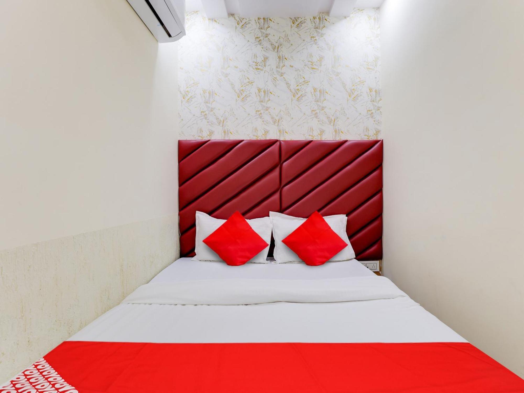 Hotel O Kb Villa 아흐메다바드 외부 사진