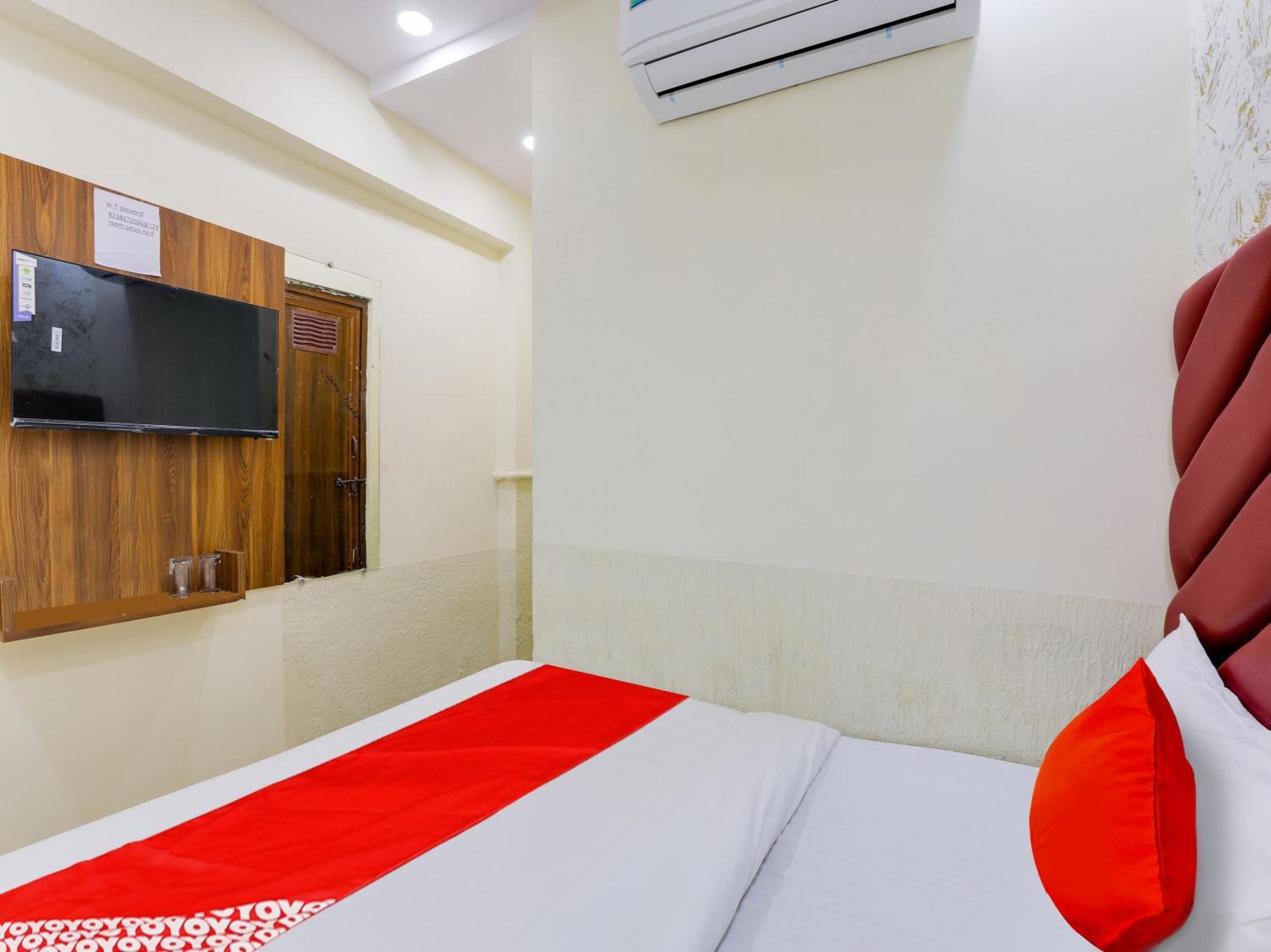 Hotel O Kb Villa 아흐메다바드 외부 사진
