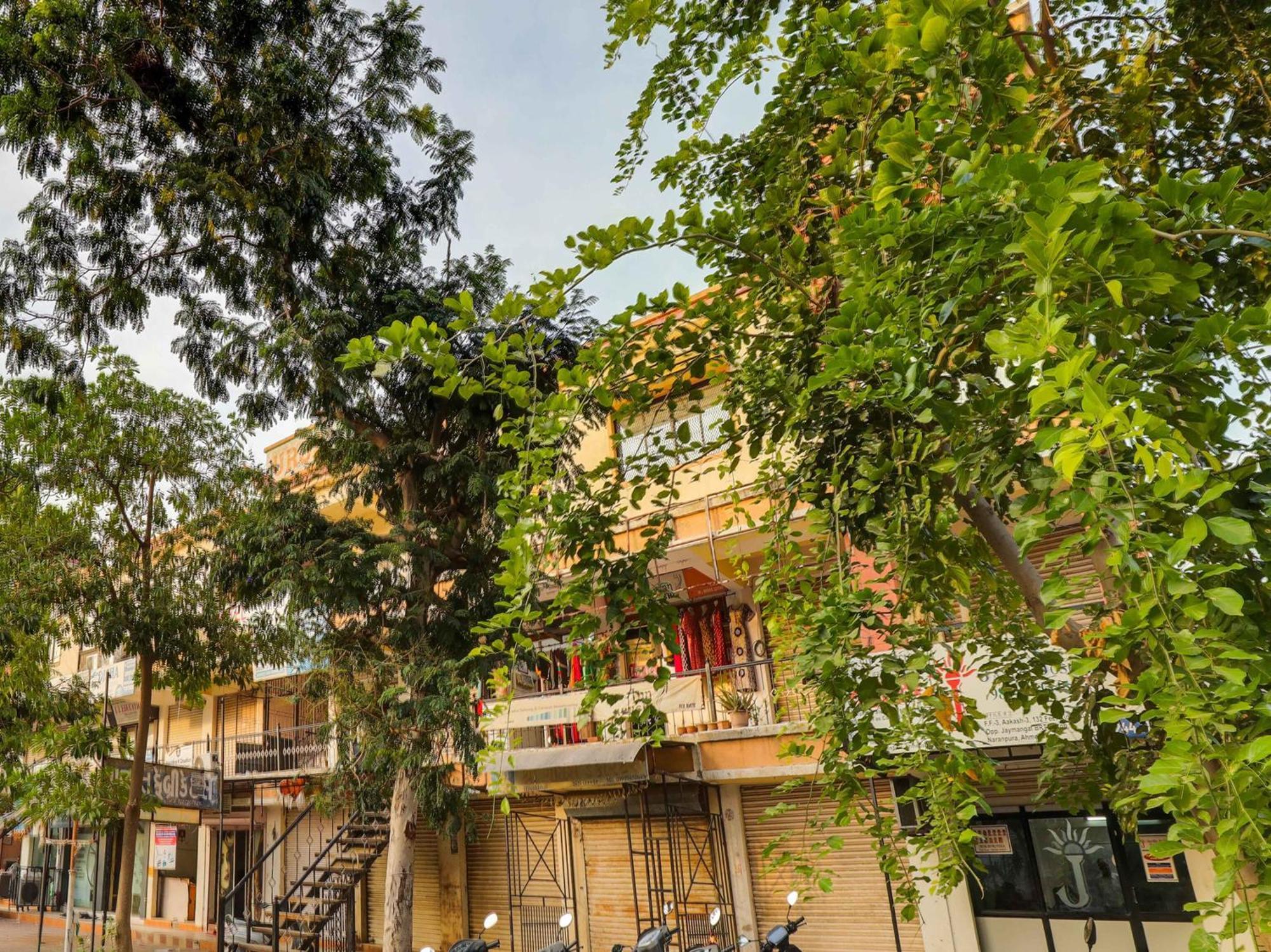 Hotel O Kb Villa 아흐메다바드 외부 사진